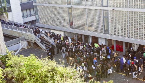 Article : Paris : les réfugiés du lycée Jean-Jaurès évacués sous haute tension. La solidarité française mise à mal…